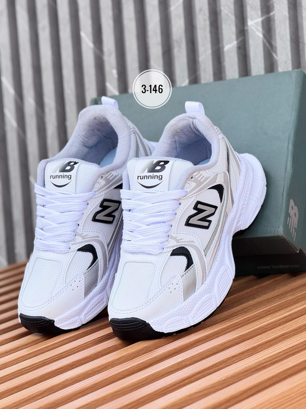 NEW BALANCE BLANCO X NEGRO