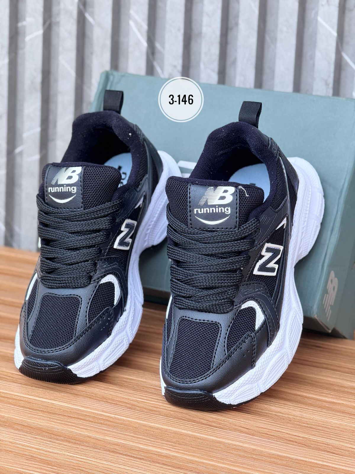 NEW BALANCE NEGRO