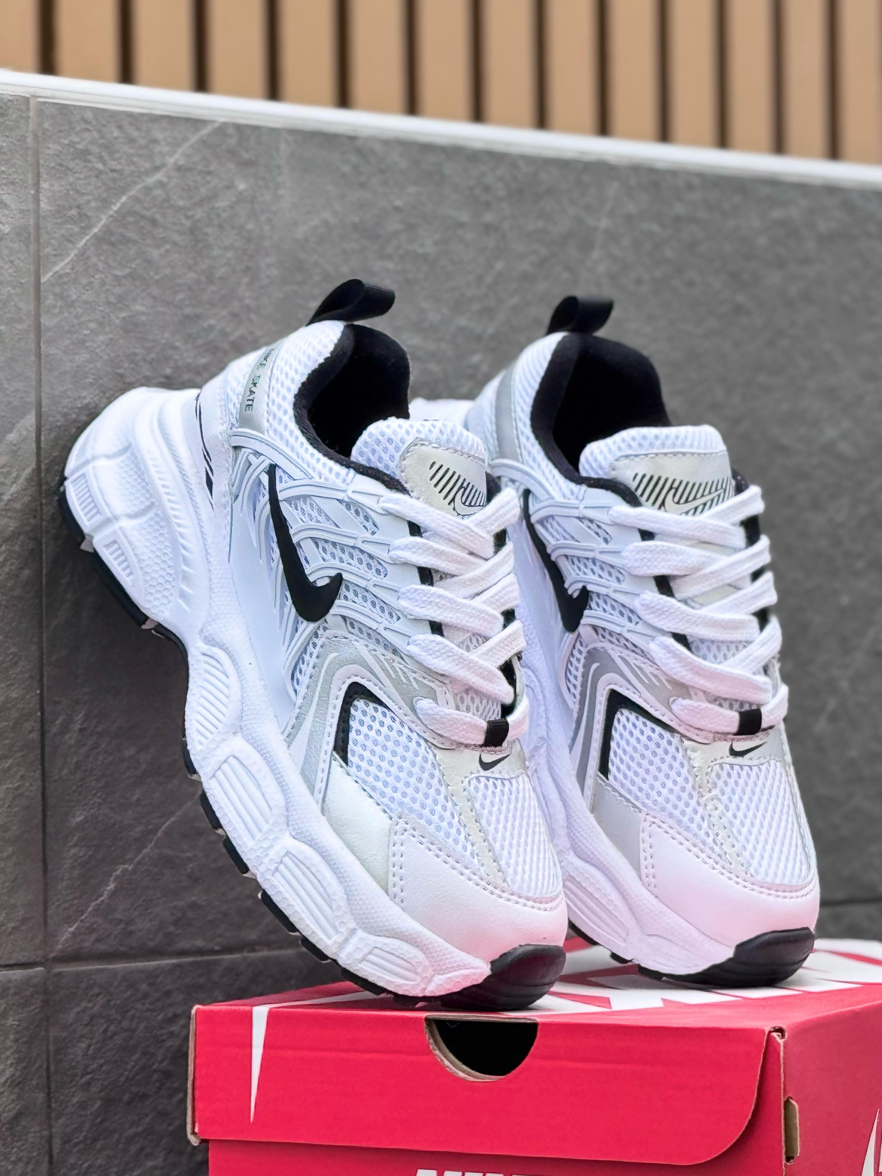 NIKE SKATE BLANCO