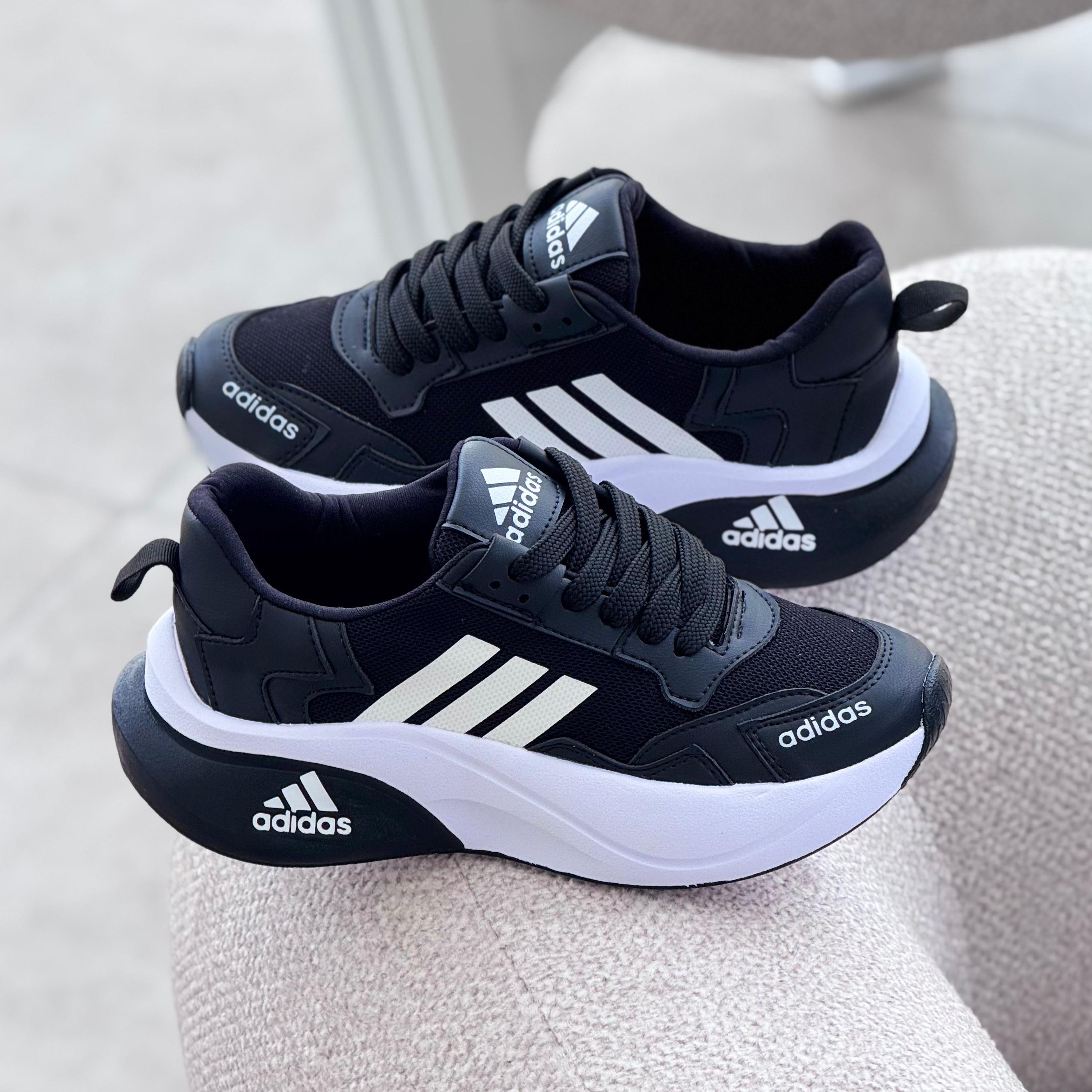 TENIS ADIDAS Z 2000 NEGRO X BLANCO
