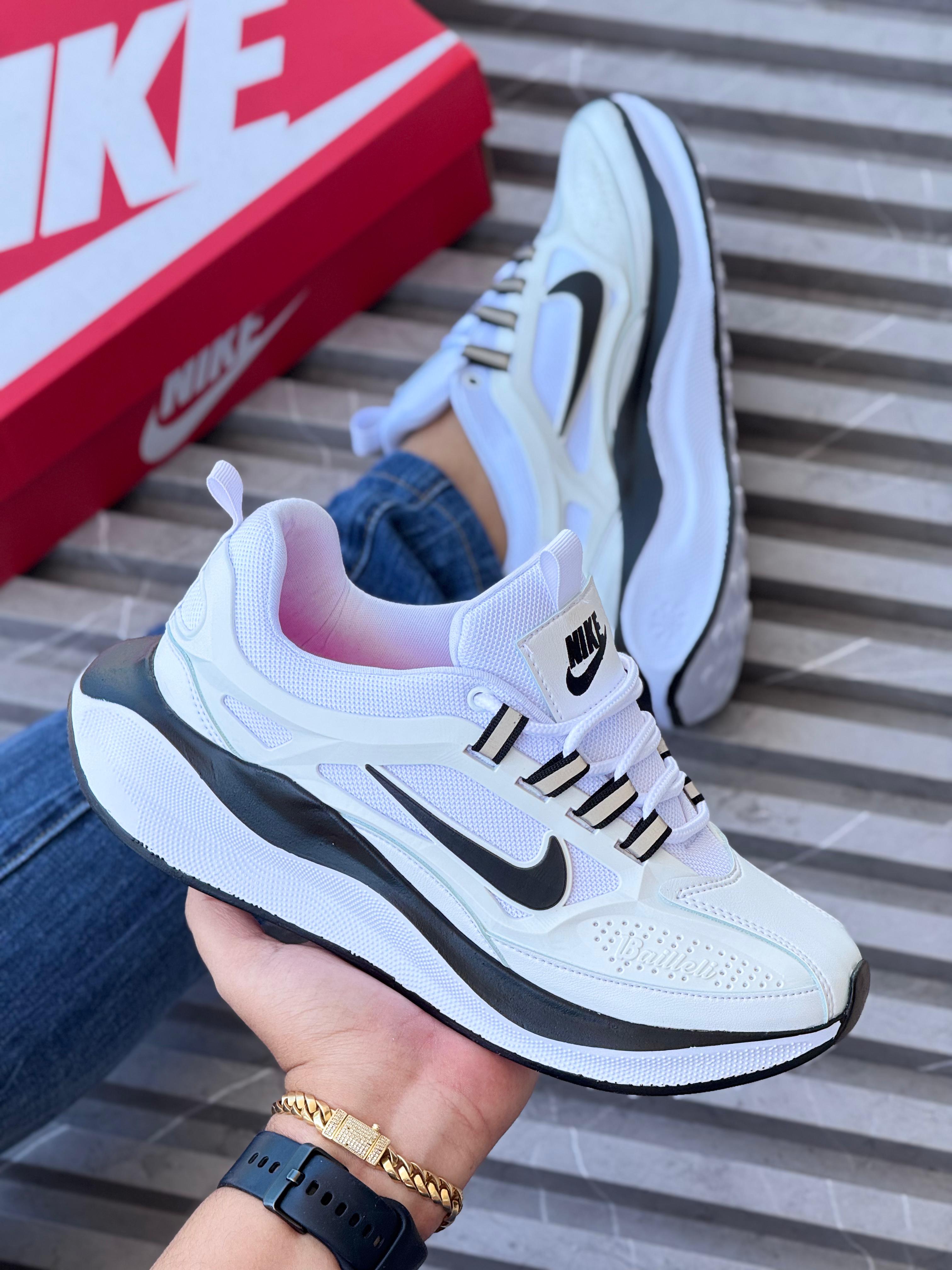 NIKE CABALLERO BLANCO
