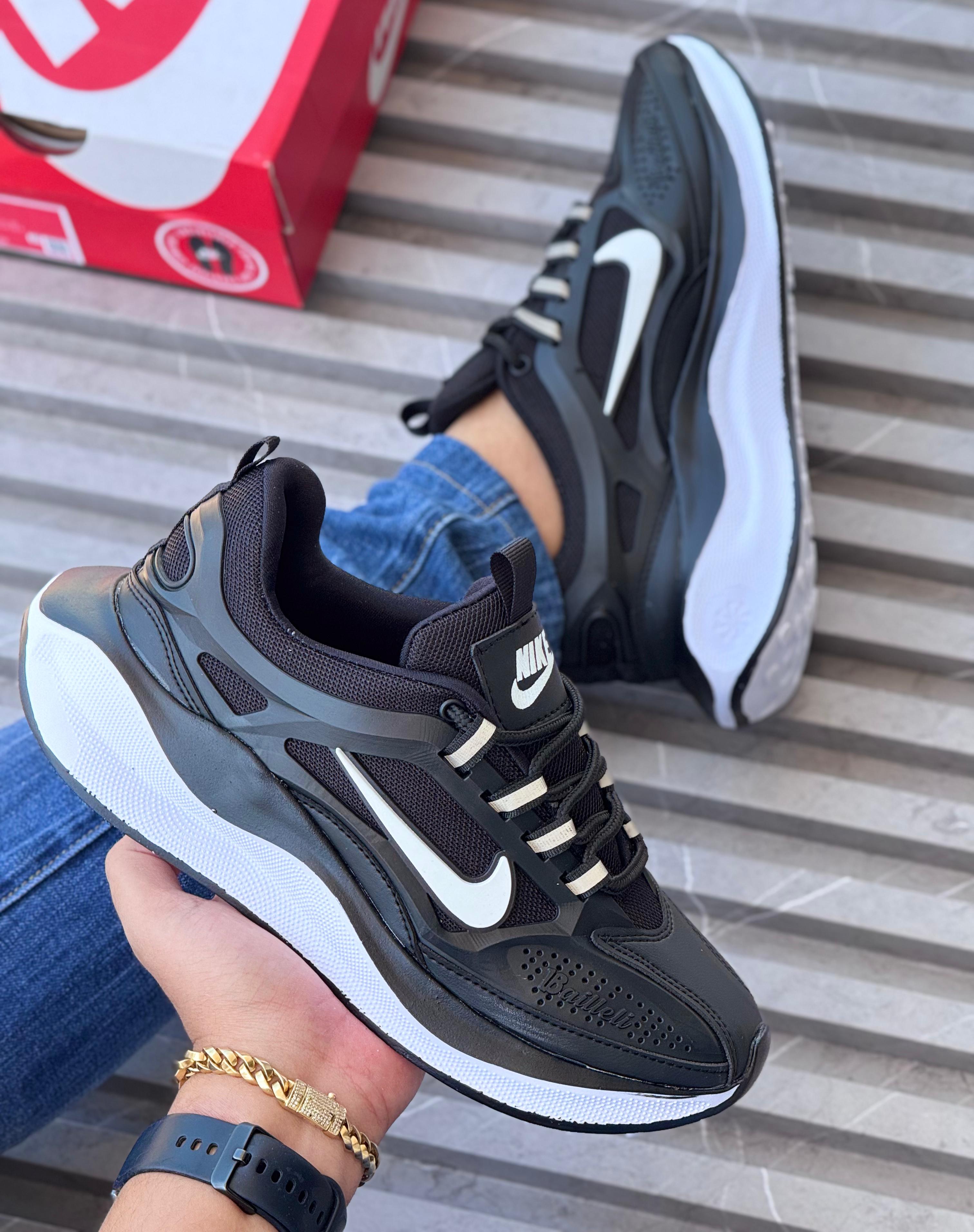 NIKE CABALLERO NEGRO